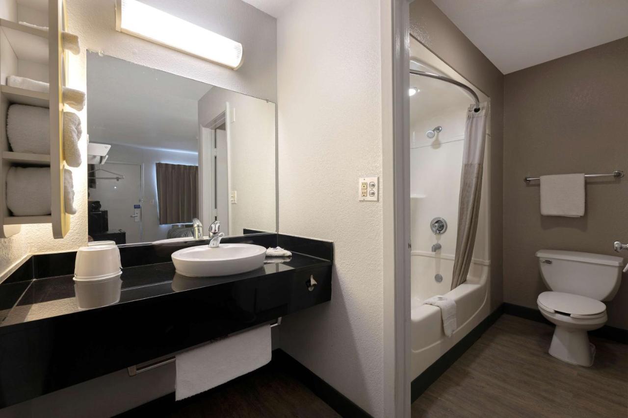 Motel 6-San Antonio, Tx - West Seaworld Zewnętrze zdjęcie
